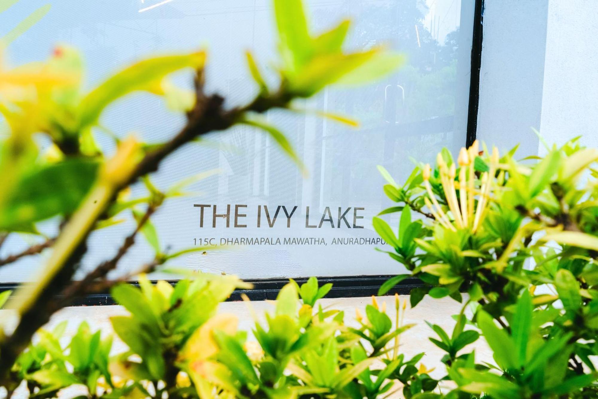 The Ivy Lake Anuradhapura Buitenkant foto